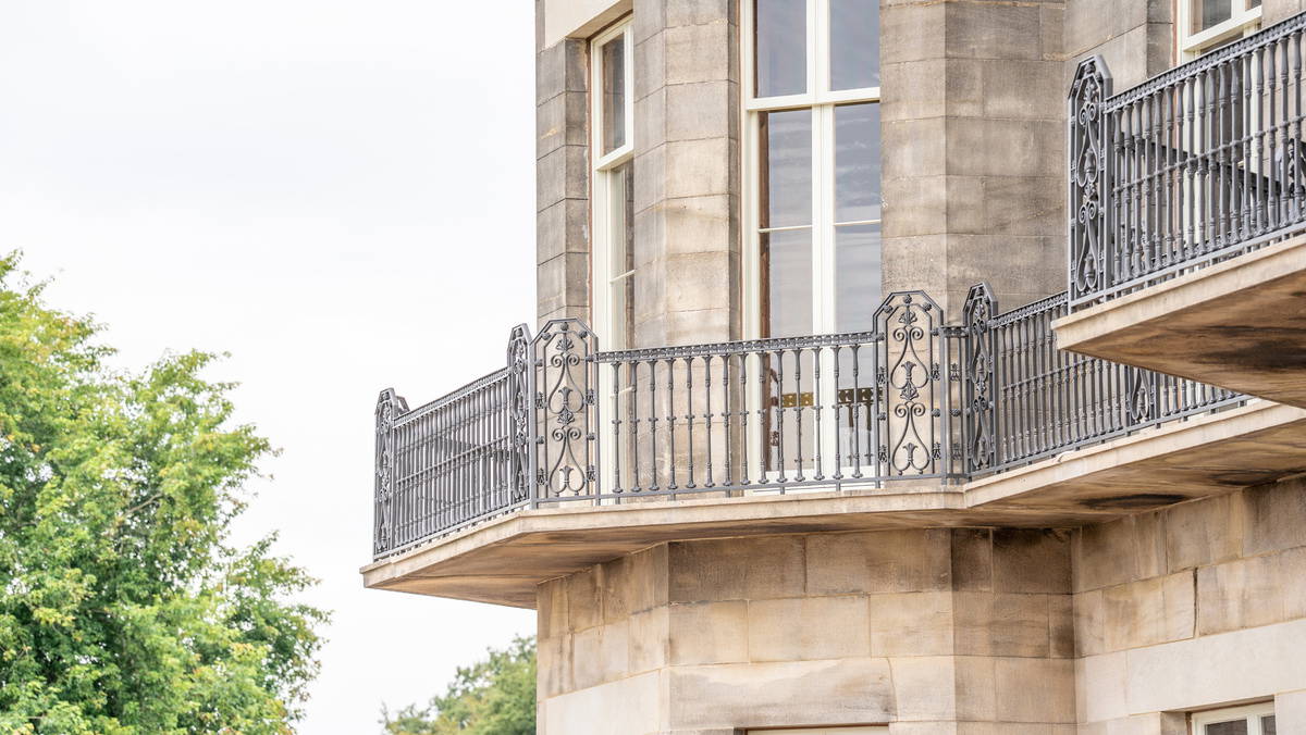 HAIGH HALL / CASE STUDY